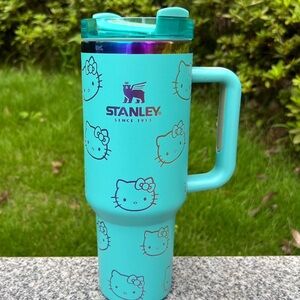 Hello Kitty Stanley